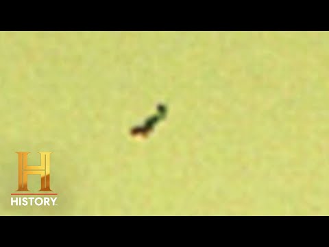 NASA ROVER SPOTS ALIENS | The Proof Is Out There | #Shorts