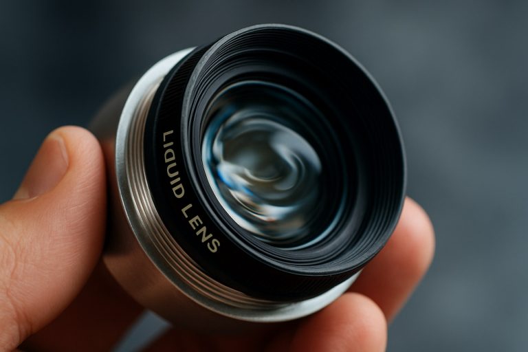 Revolutionerende optik: Hvordan væskelinse-teknologi former fremtiden for vision 
